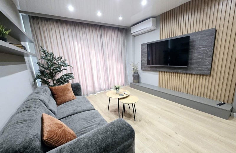 Аренда просторной 3-комнатной квартиры, район Бриз, Варна, Болгария